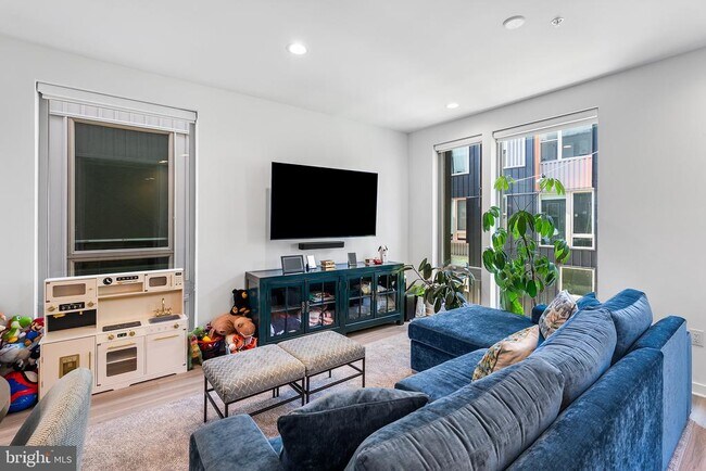 Building Photo - 3107 Birchview Walk
