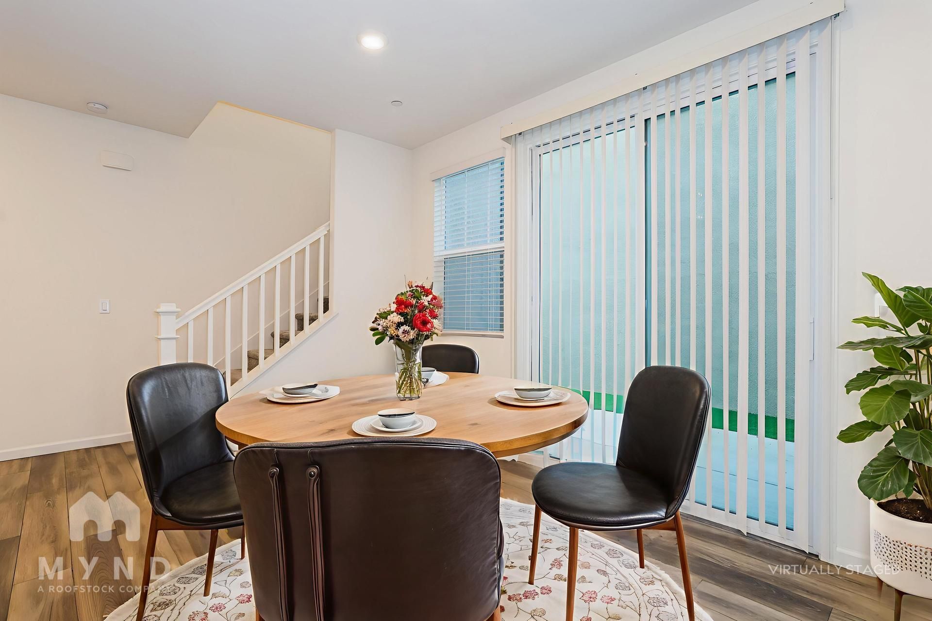 Building Photo - 7942 Pitcher St