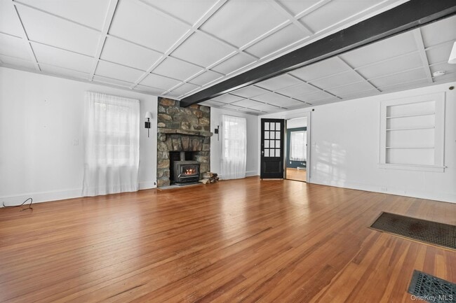 Building Photo - 1302 NY-22