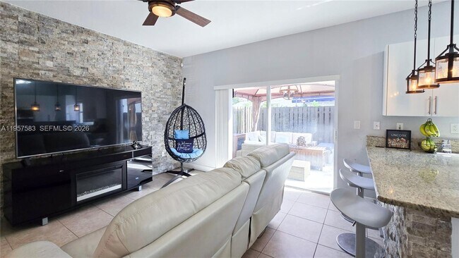 Building Photo - 5109 SW 141st Ave