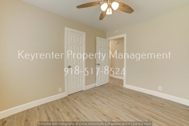 Building Photo - Recently Renovated 3 Bed 2 Bath in Collinsville!