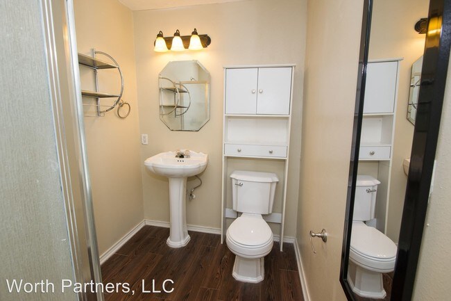 Building Photo - 5 br, 3 bath House - 200 Park Place