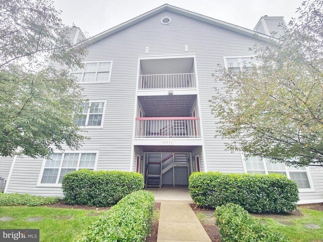 Building Photo - 18533 Boysenberry Dr