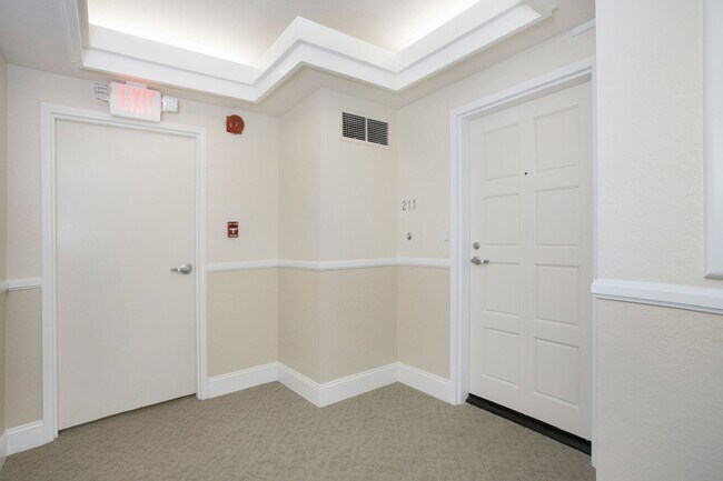 Building Photo - Welcome to Luxurious Villa Balboa in Newpo...
