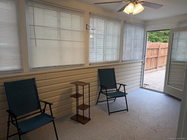 Building Photo - 146 Rain Tree Way