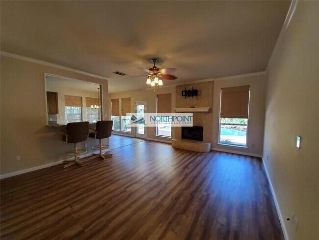 Building Photo - Stunning 4BR 2.5 BA Home w/ Private Pool + Upgrades in Hurst