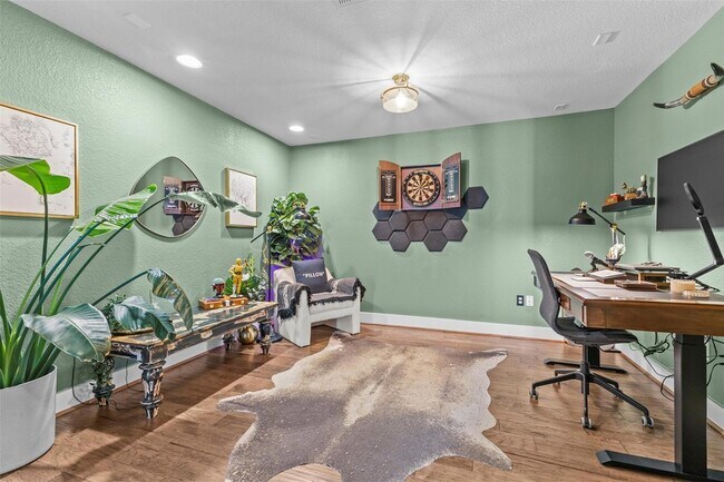 Building Photo - 317 Bridgeford Dr