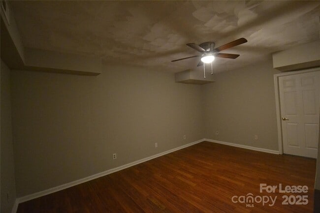 Building Photo - 9024 McElroy Rd