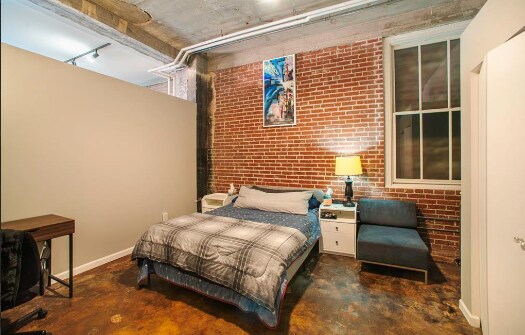 Building Photo - 1511 Locust St