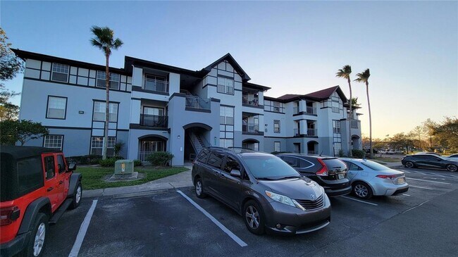Building Photo - 3702 Palm Desert Ln