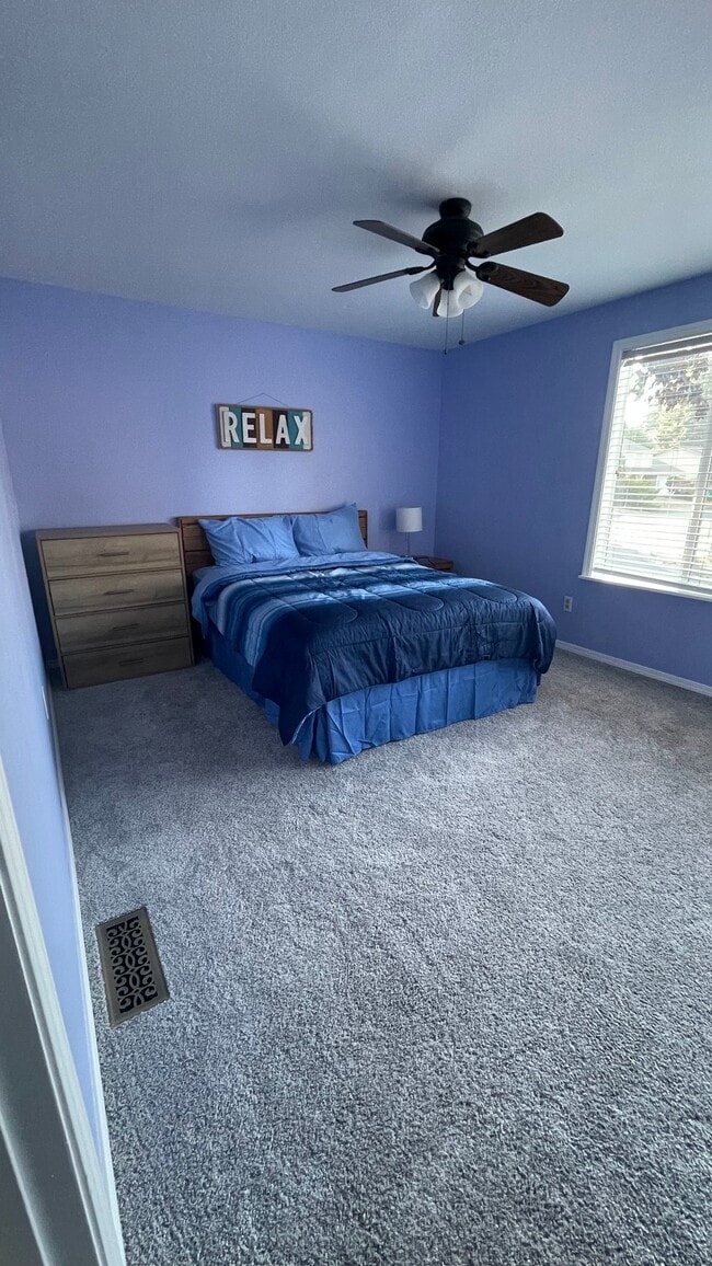 Building Photo - 33640 27th Pl SW