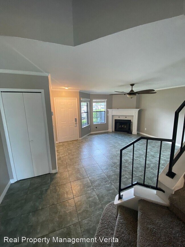 Building Photo - 2 br, 2.5 bath House - 2888 Wareham Ct