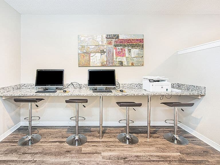 Party room and office area - 1527 Lincoln Way