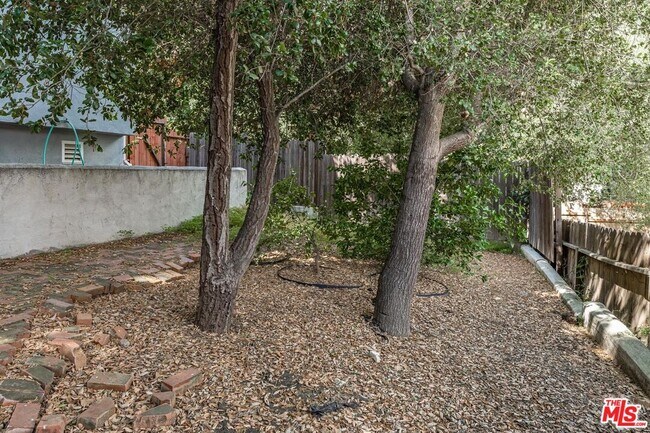 Building Photo - 23639 Clover Trail