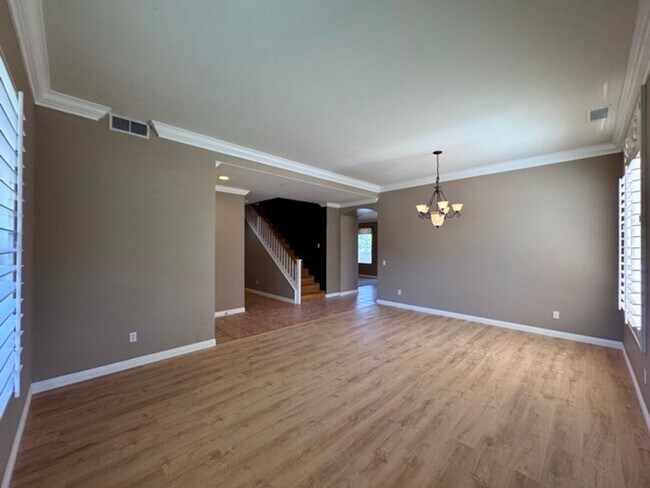 Building Photo - Beautiful Corona Pool Home with 4 bedroom ...