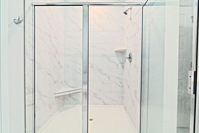 Building Photo - Peaceful Pondview Retreat!