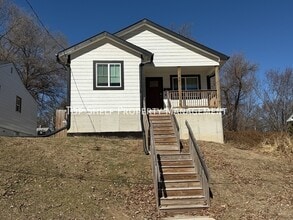 Building Photo - 501 Kirkwood Ave