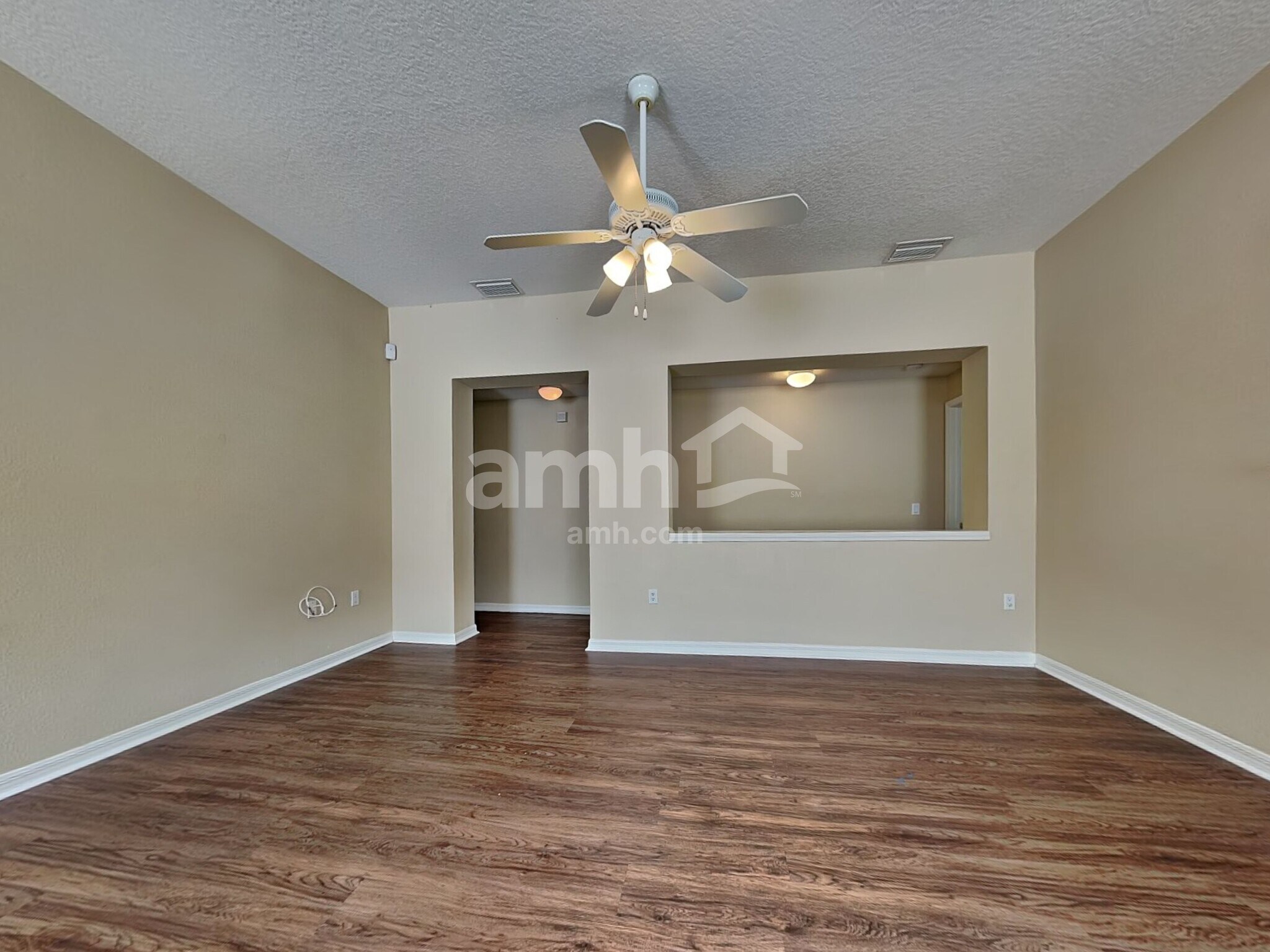 Building Photo - 10502 River Bream Dr