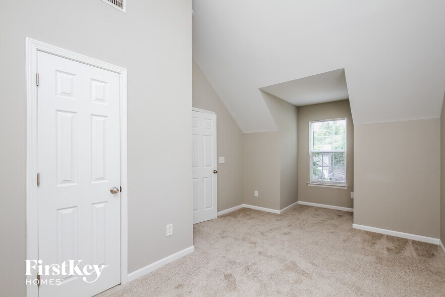 Building Photo - 541 Havenbrook Way NW