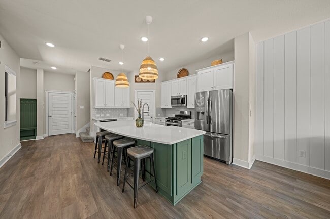 Building Photo - 18507 Parkland Square Pl