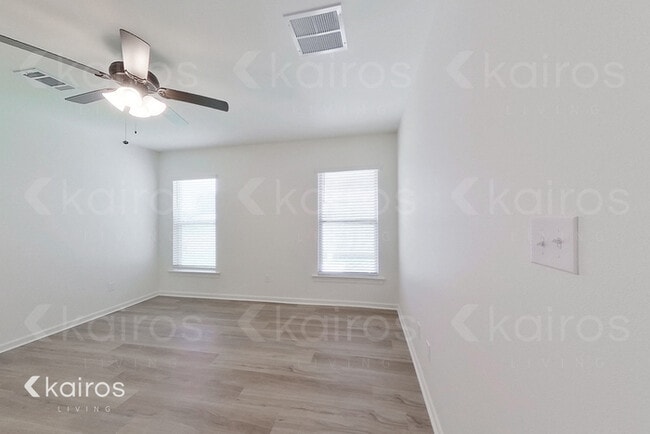 Building Photo - 106 Teddy Ln