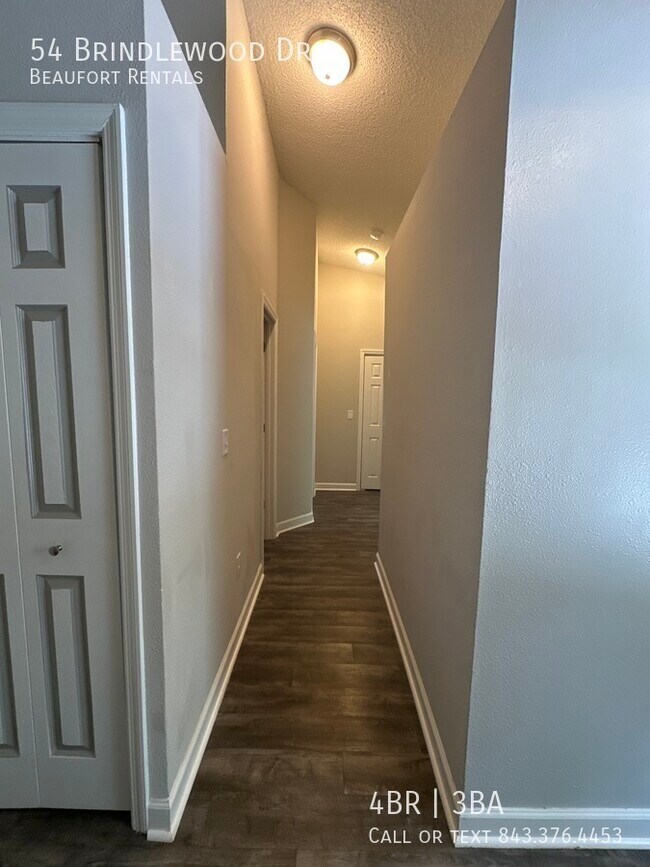 Building Photo - 54 Brindlewood Dr