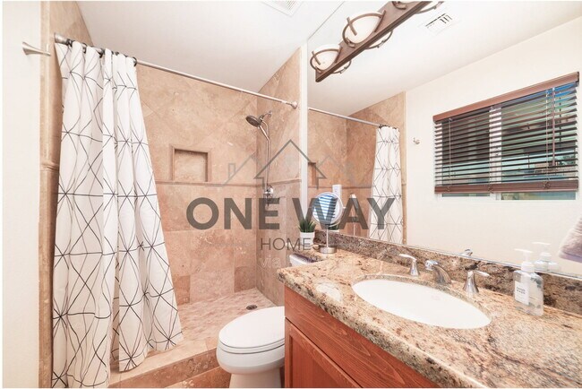 Building Photo - 8702 E Sheridan St