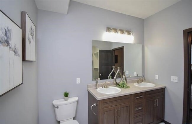 Building Photo - Spacious 4-Bedroom Ranch Home with Finished Basement & Oversized Garage!