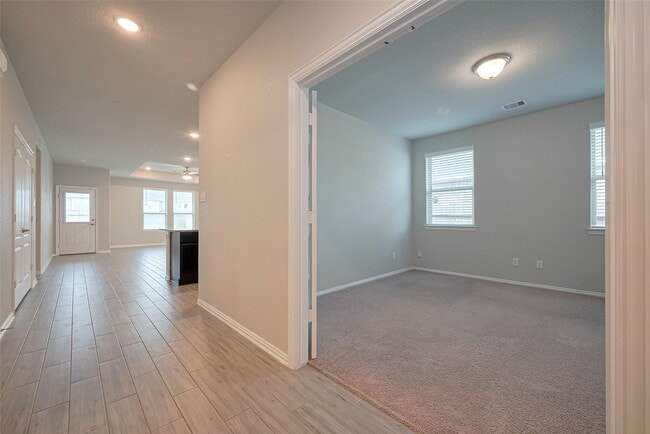 Building Photo - 31415 Conover Dr