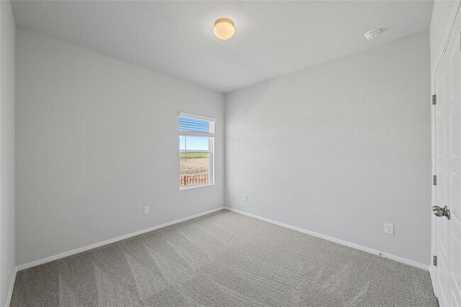 Building Photo - 159 Chesterfield Dr