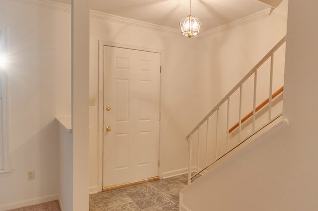 Building Photo - 1402 Minor Ridge Ct