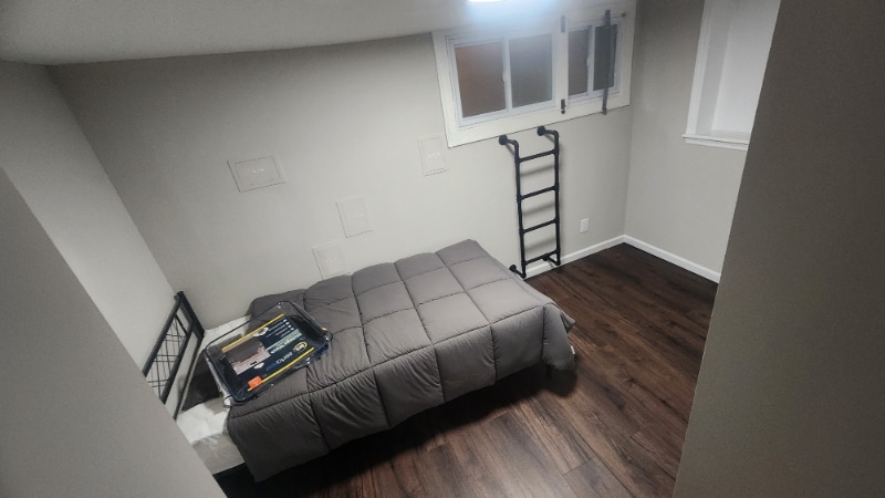 Building Photo - 3512 Holmes Ave