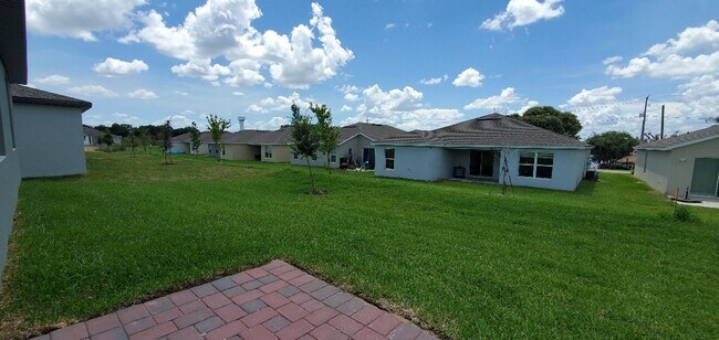 Building Photo - Like NEW!!! 4-Bedroom, 2.-Bathroom in Luce...