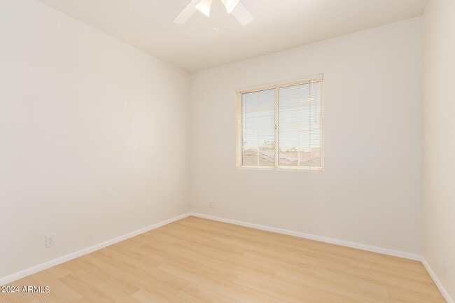 Building Photo - 3224 E Escuda Rd