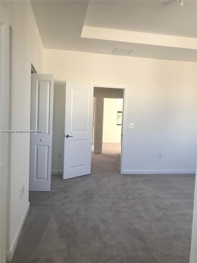Building Photo - 278 NE 208th Terrace