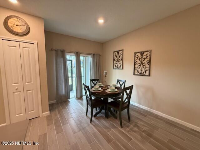 Building Photo - 1209 Beach Dune Dr