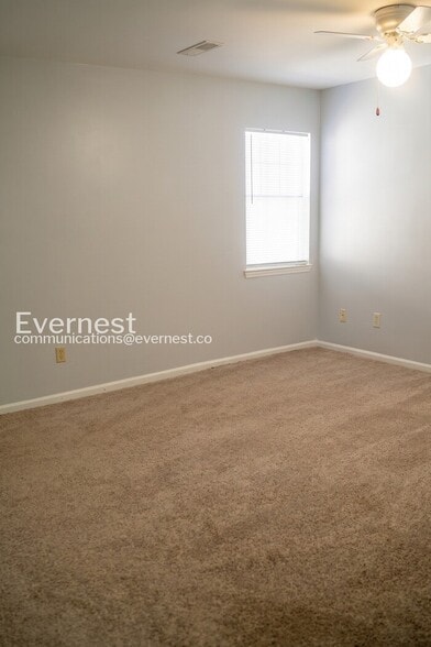 Building Photo - 4809 Brighton Ln