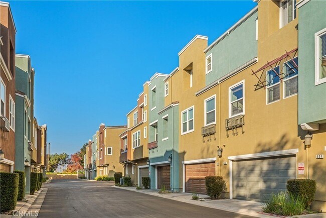 Building Photo - 534 N Cabernet Dr