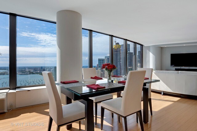 Building Photo - 505 N Lake Shore Dr