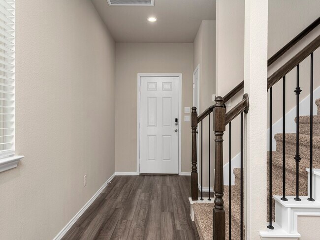 Building Photo - 9278 Inland Leather Ln