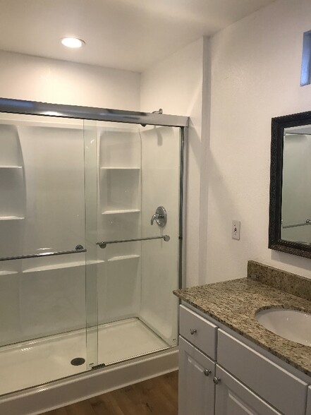 Building Photo - 983 Hawaii Ave