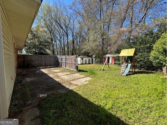 Building Photo - 1549 Barcelona Dr