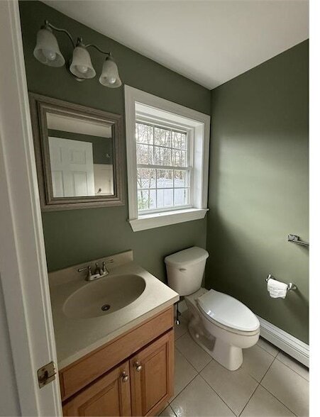 Building Photo - 2 Woodside Dr