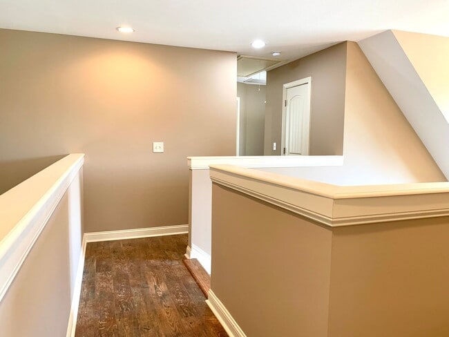Building Photo - 1053 Quiver Ln