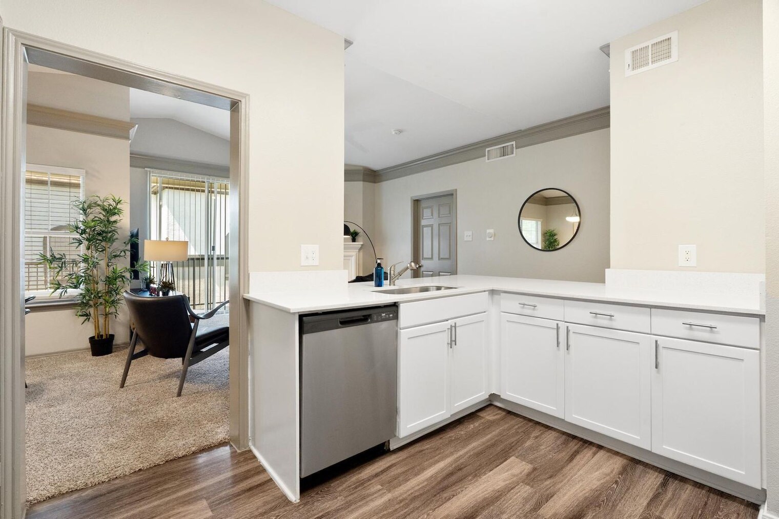 Building Photo - 12100 Metric Blvd