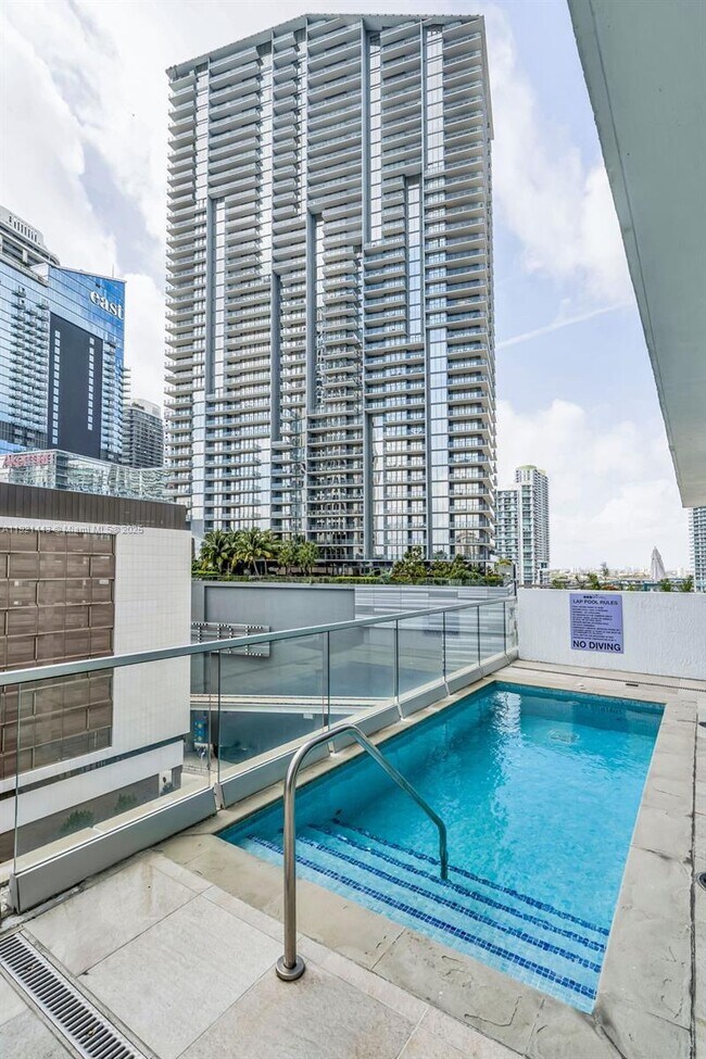 Building Photo - 55 SE 6th St