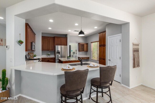 Building Photo - 26180 W Wahalla Ln