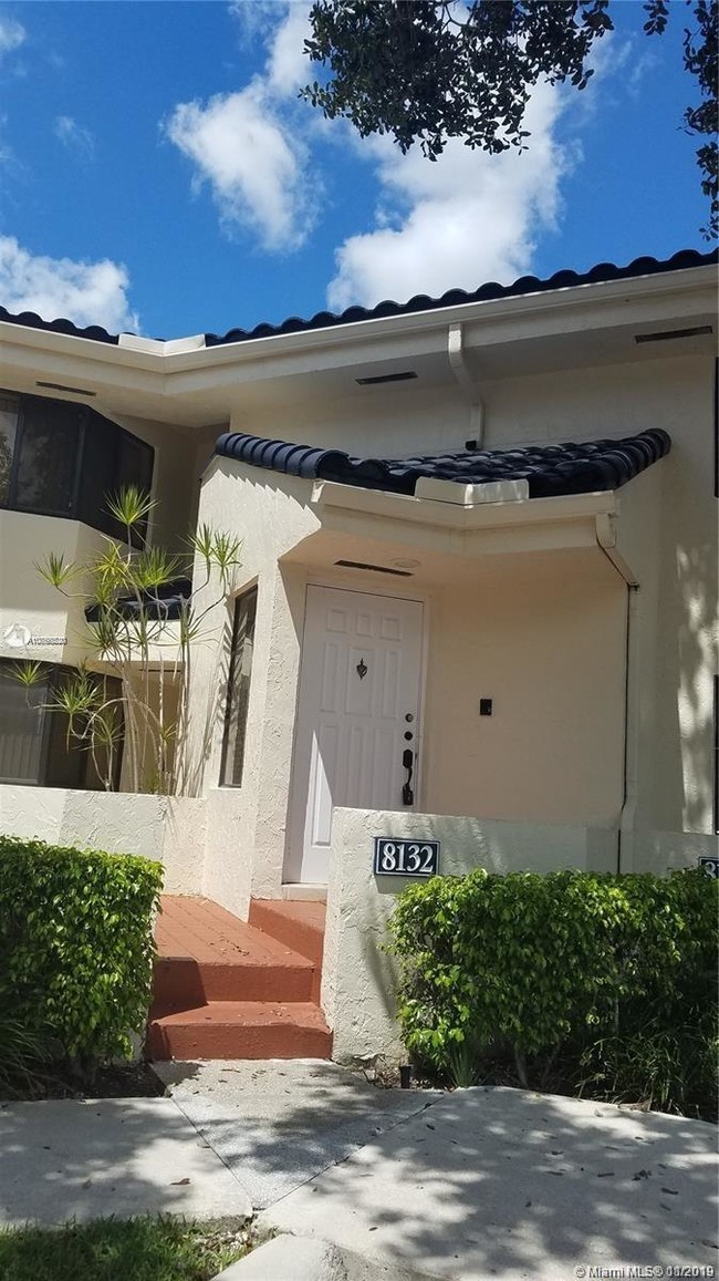 Building Photo - 8132 NW 15th Manor