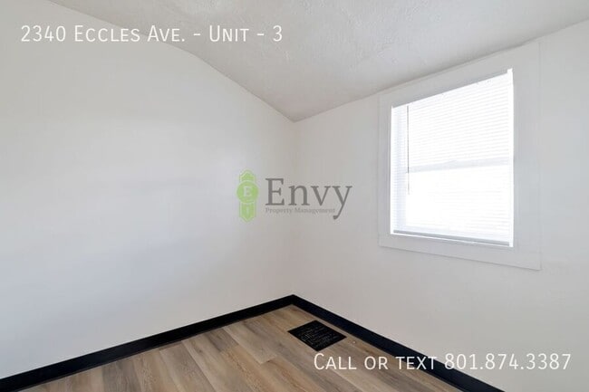 Building Photo - 2340 Eccles Ave