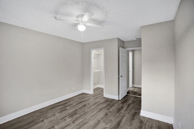 Building Photo - 2301 N Congress Ave